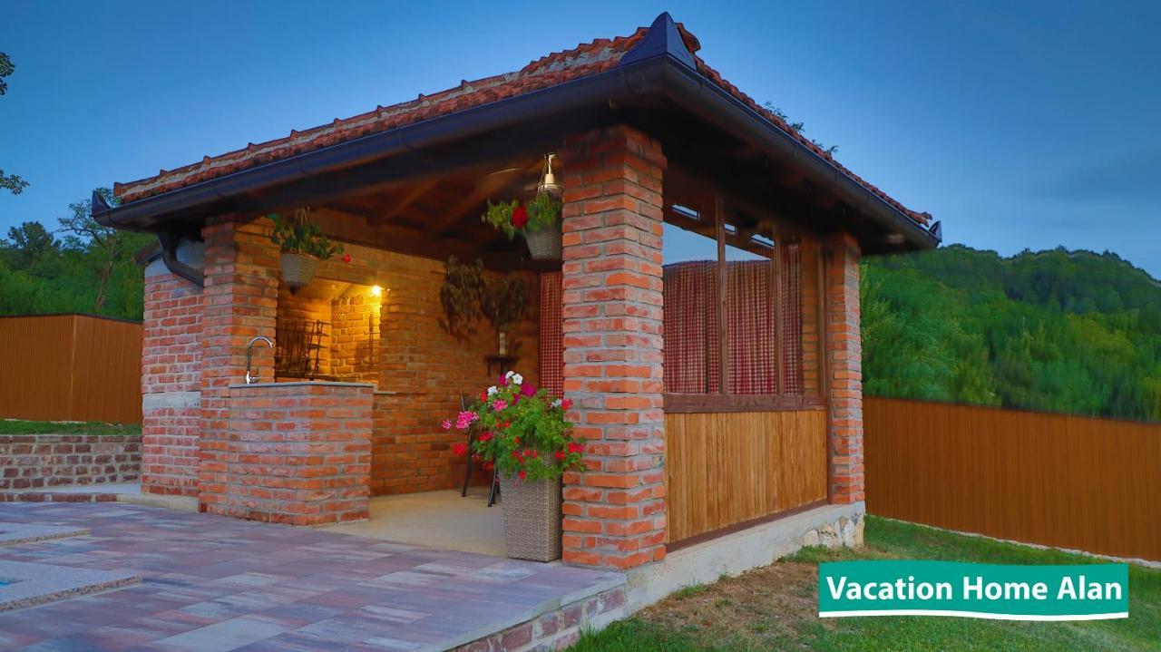 Vacation Home Alan 2 Kulen Vakuf Ngoại thất bức ảnh