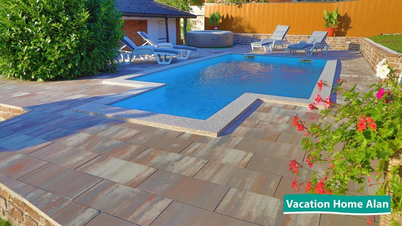 Vacation Home Alan 2 Kulen Vakuf Ngoại thất bức ảnh