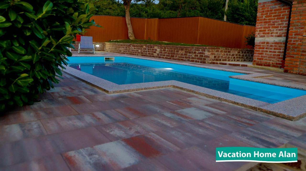 Vacation Home Alan 2 Kulen Vakuf Ngoại thất bức ảnh