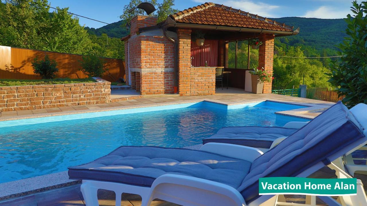 Vacation Home Alan 2 Kulen Vakuf Ngoại thất bức ảnh