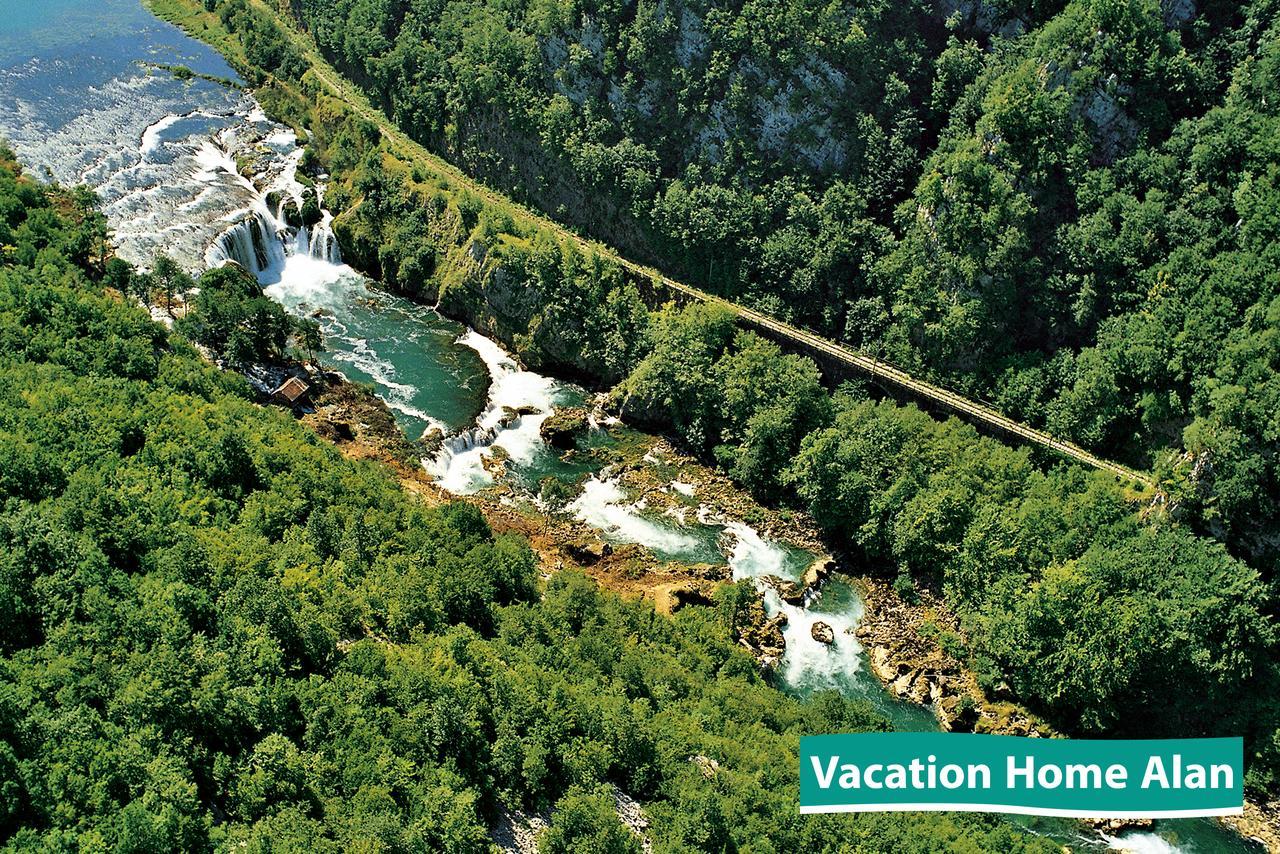 Vacation Home Alan 2 Kulen Vakuf Ngoại thất bức ảnh