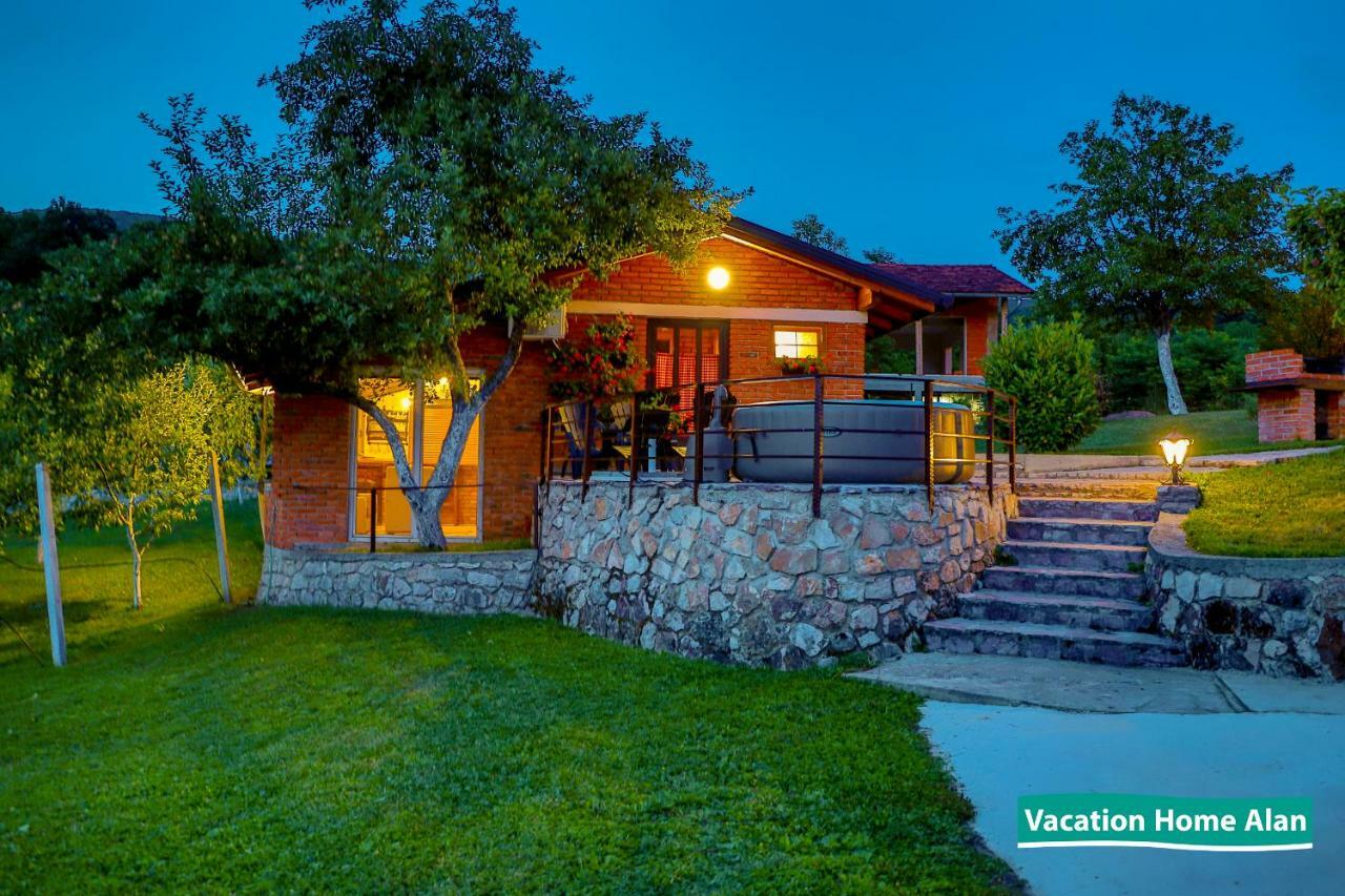 Vacation Home Alan 2 Kulen Vakuf Ngoại thất bức ảnh