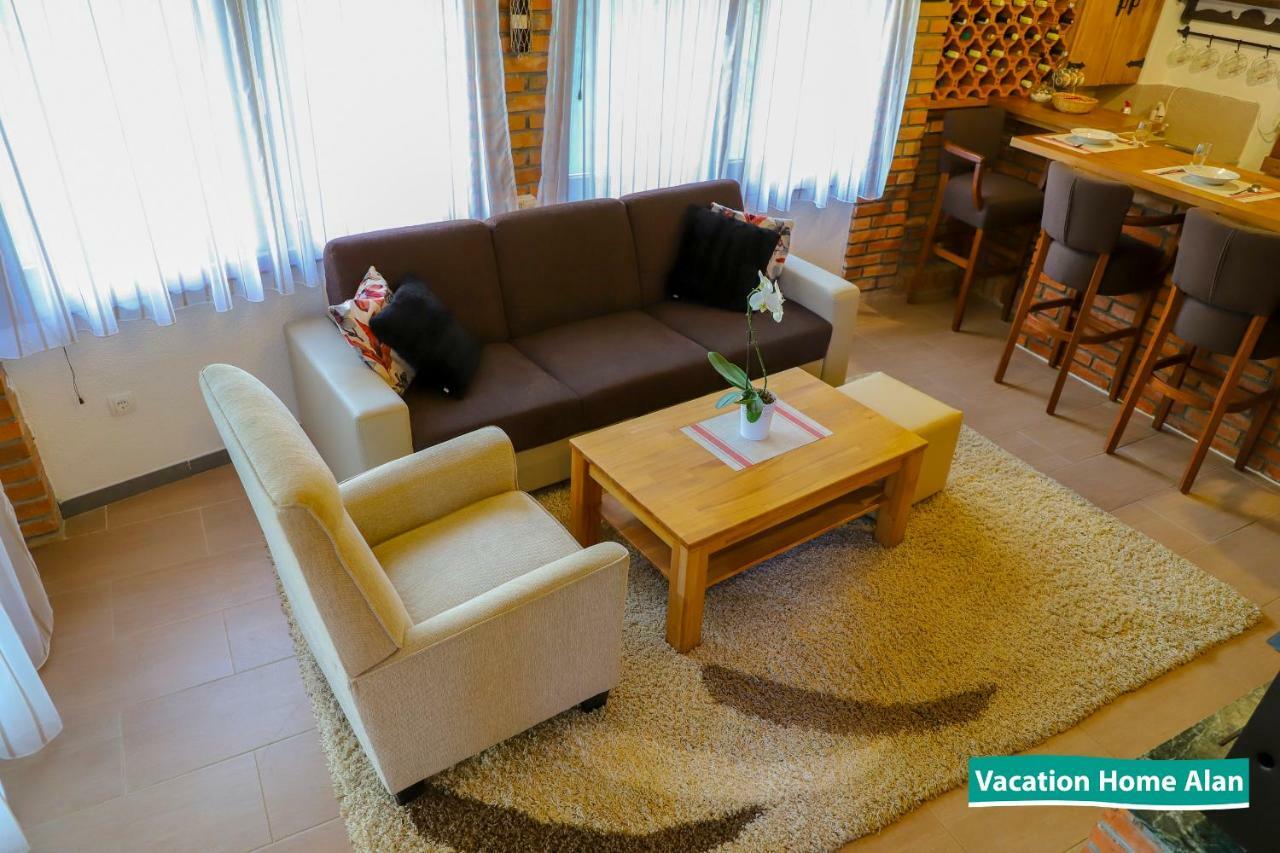 Vacation Home Alan 2 Kulen Vakuf Ngoại thất bức ảnh