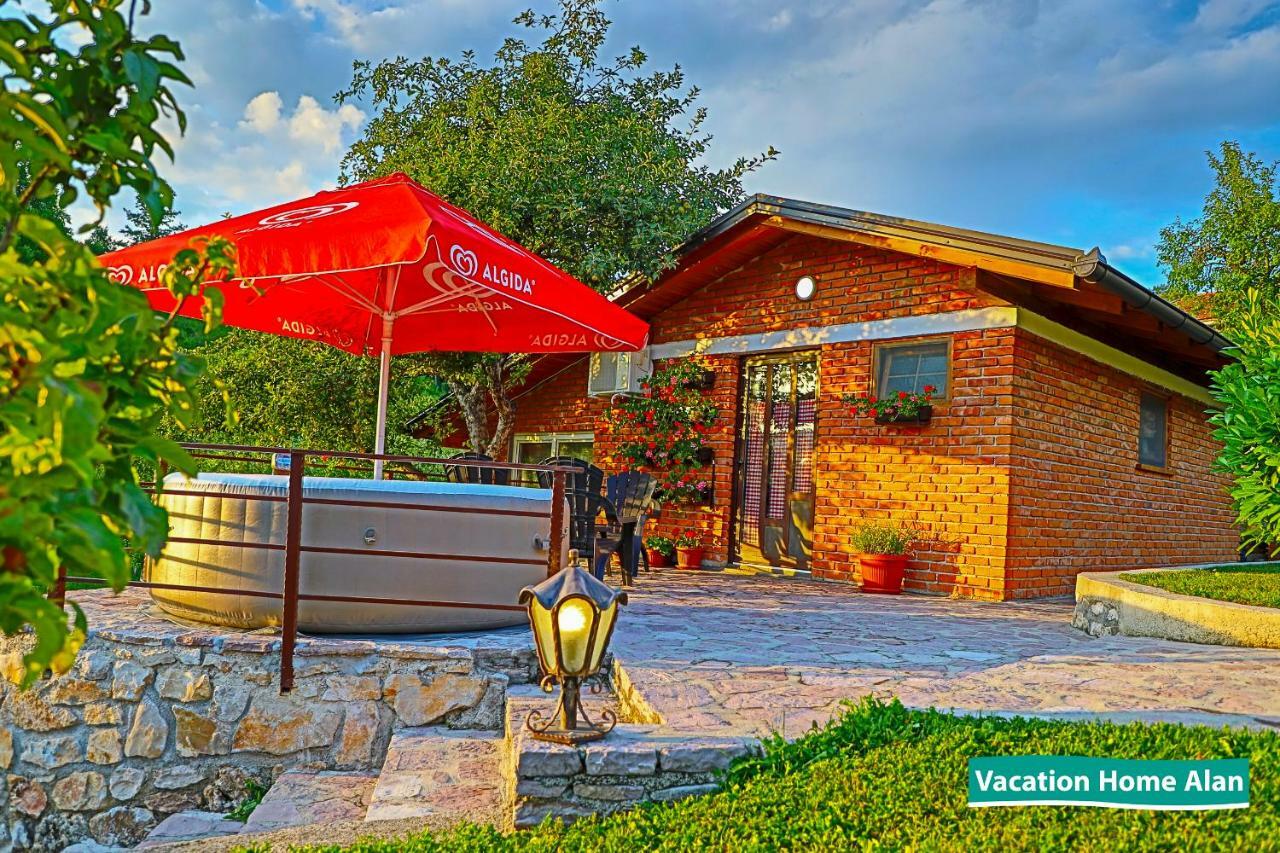 Vacation Home Alan 2 Kulen Vakuf Ngoại thất bức ảnh