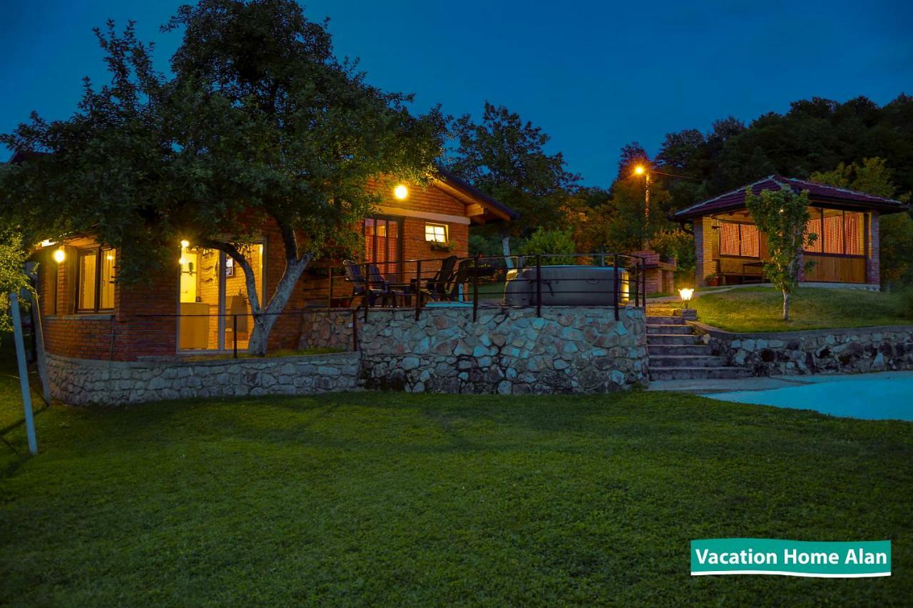 Vacation Home Alan 2 Kulen Vakuf Ngoại thất bức ảnh