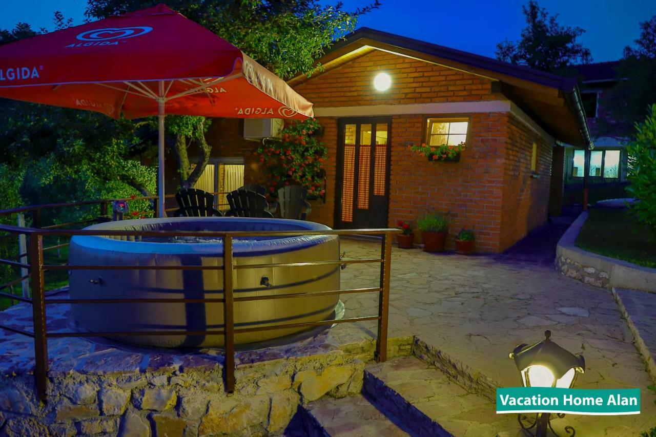 Vacation Home Alan 2 Kulen Vakuf Ngoại thất bức ảnh
